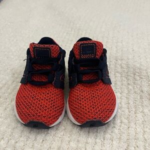 New Balance Kids Sneakers in Red and Navy